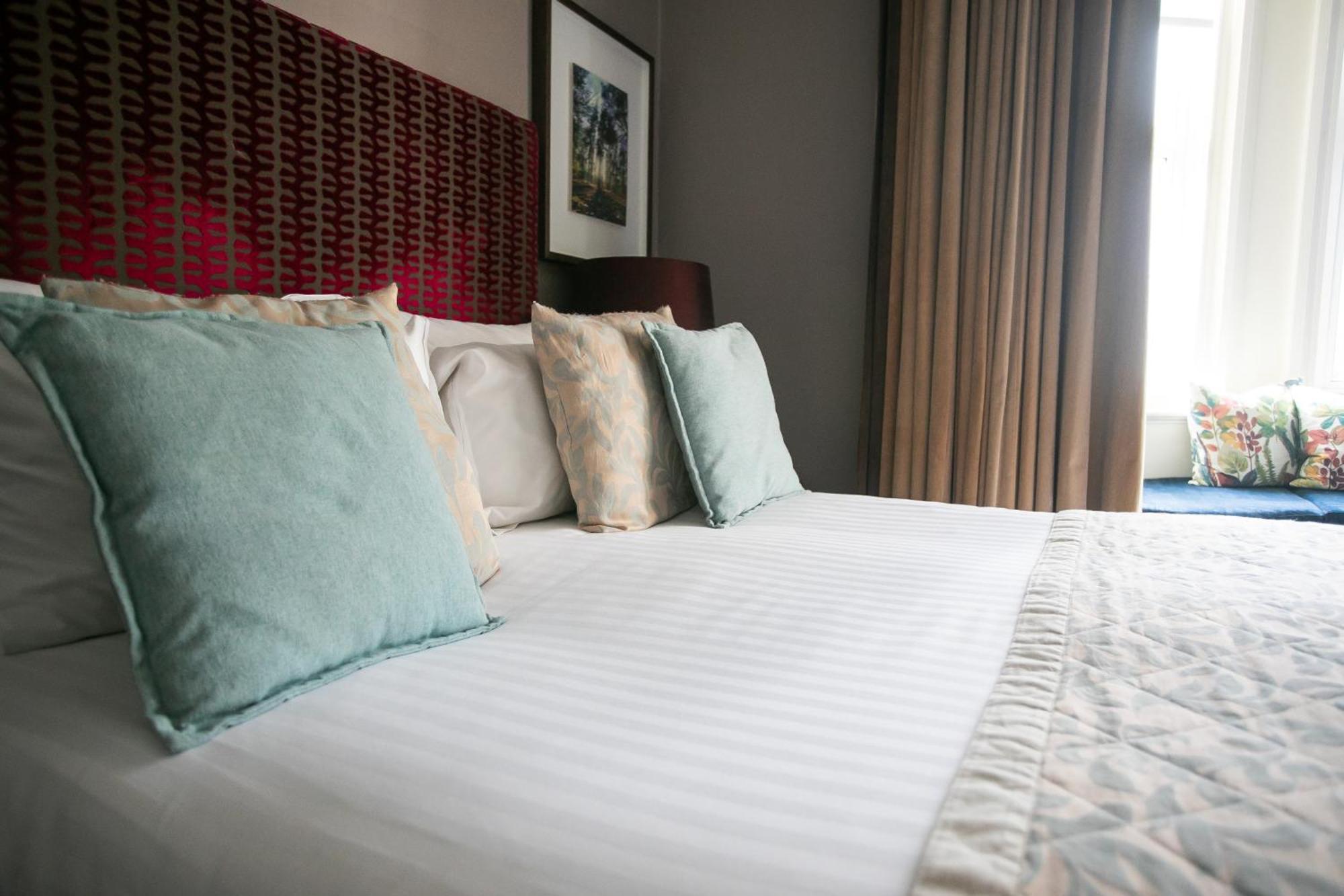 Hartsfield Manor Hotel Dorking Kamer foto