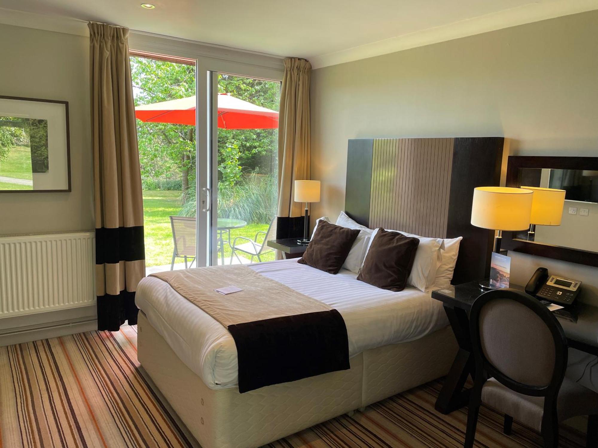 Hartsfield Manor Hotel Dorking Buitenkant foto